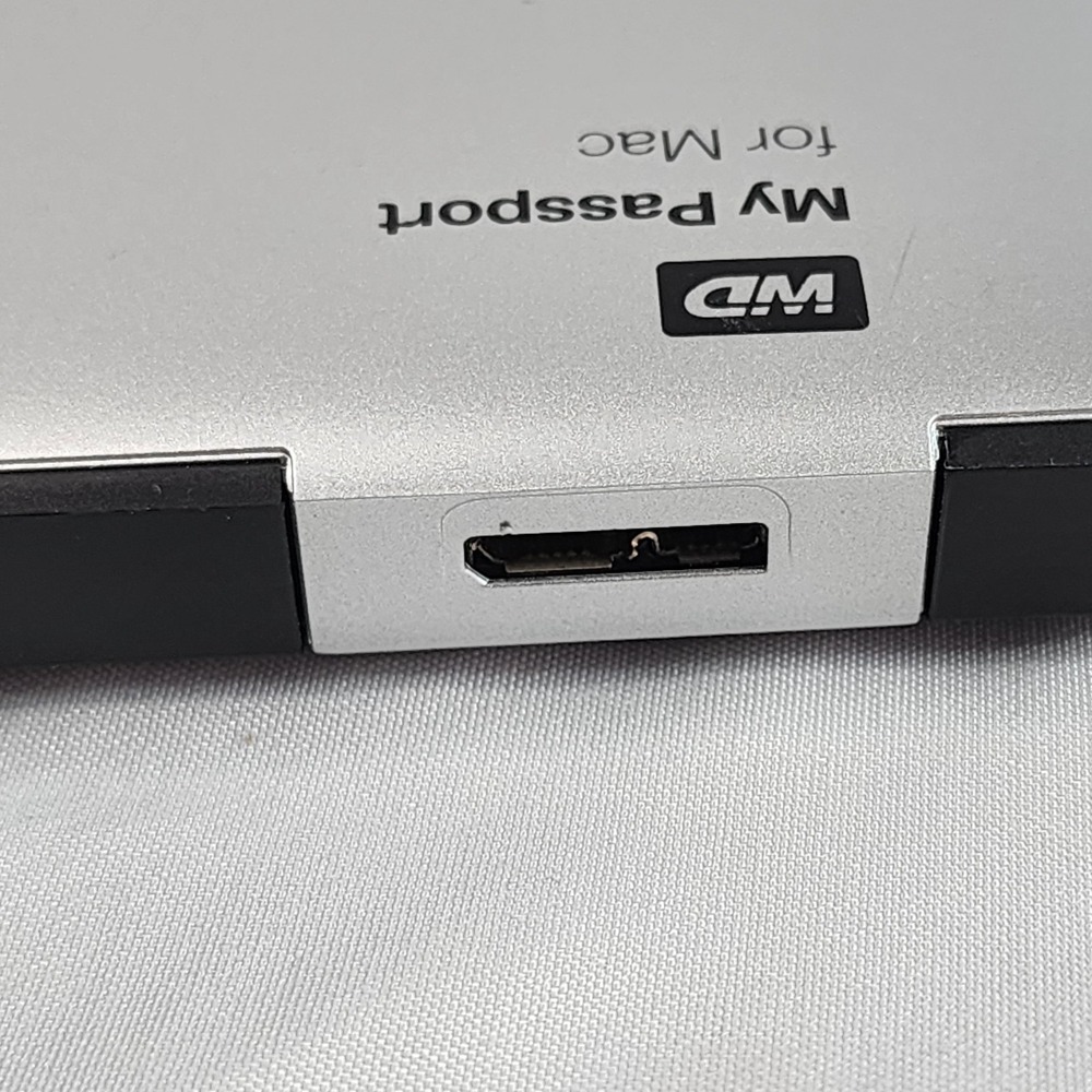 WD My Passport for Mac 1TB USB 3.0 Portable External HDD Silver TESTED. - Picture 8 of 8